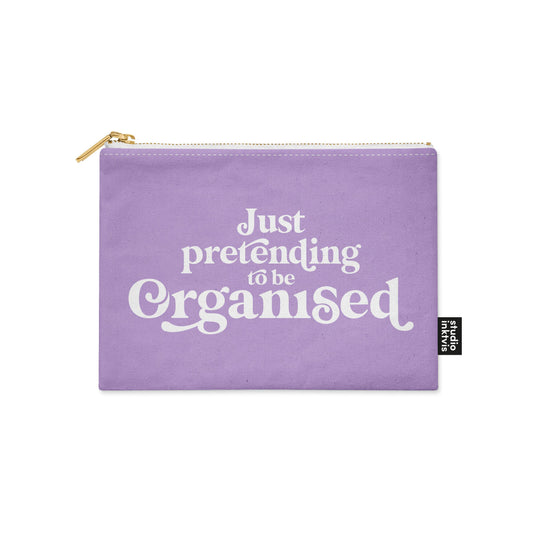 Necessaires "Just pretending to be organised"