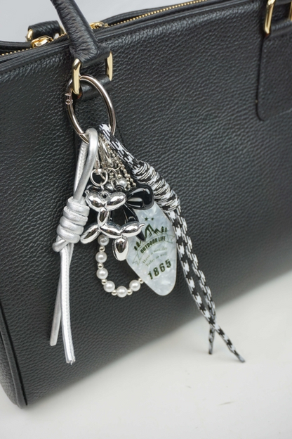 Ballon Dog Silber Taschenanhänger Bag Charm  | BlissBox.ch Accessoires Schweiz